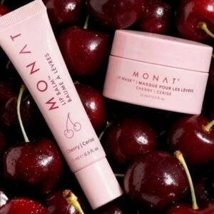Monat Cherry Lip Care Set